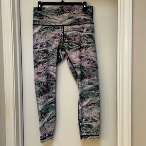 Lululemon Crops Size 10